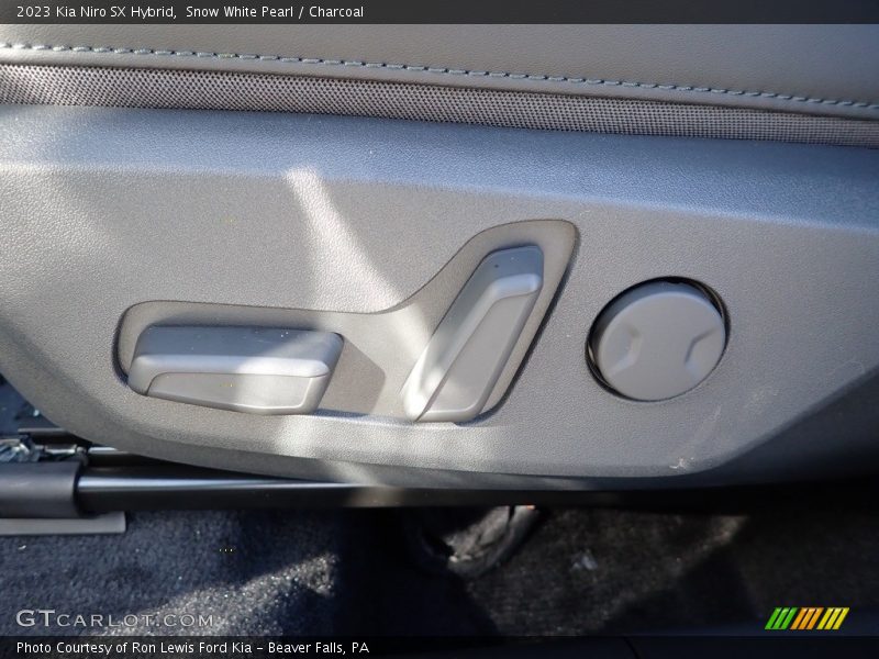 Snow White Pearl / Charcoal 2023 Kia Niro SX Hybrid