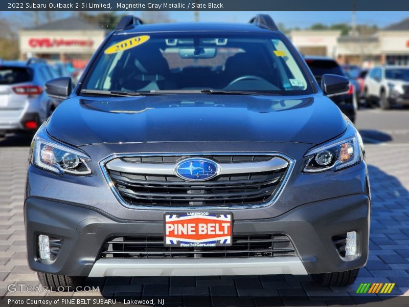 Magnetite Gray Metallic / Slate Black 2022 Subaru Outback 2.5i Limited