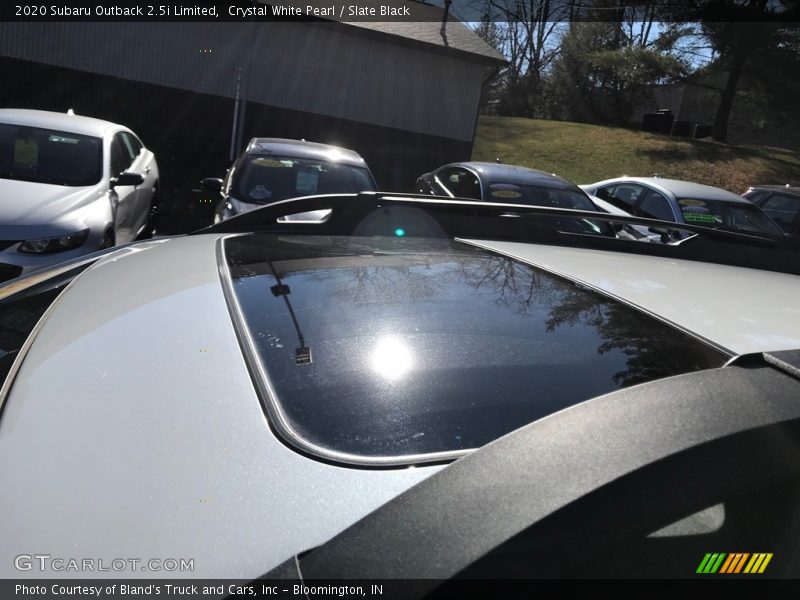 Crystal White Pearl / Slate Black 2020 Subaru Outback 2.5i Limited
