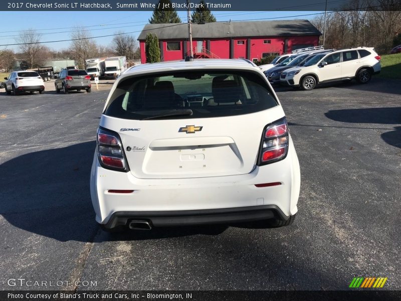 Summit White / Jet Black/Dark Titanium 2017 Chevrolet Sonic LT Hatchback