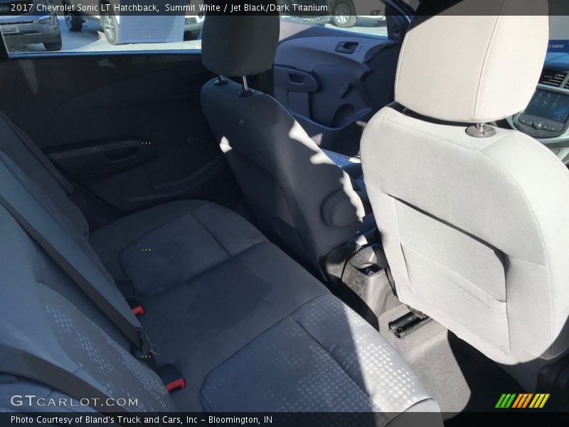 Summit White / Jet Black/Dark Titanium 2017 Chevrolet Sonic LT Hatchback