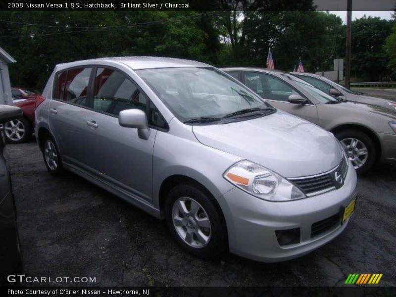 Brilliant Silver / Charcoal 2008 Nissan Versa 1.8 SL Hatchback