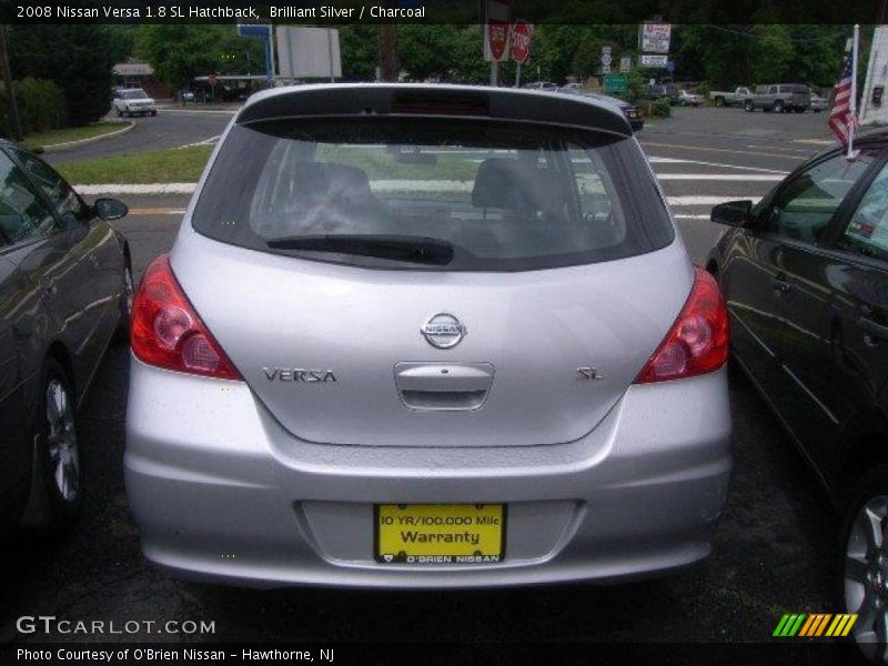 Brilliant Silver / Charcoal 2008 Nissan Versa 1.8 SL Hatchback