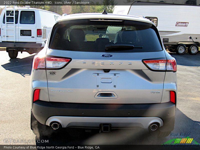 Iconic Silver / Sandstone 2022 Ford Escape Titanium 4WD