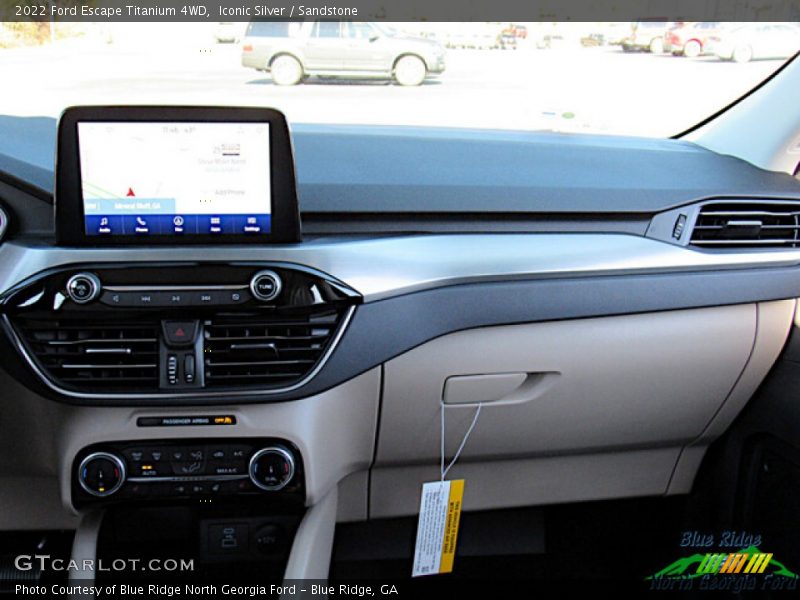 Iconic Silver / Sandstone 2022 Ford Escape Titanium 4WD