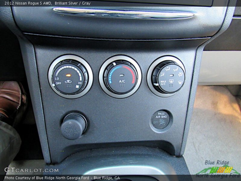 Brilliant Silver / Gray 2012 Nissan Rogue S AWD