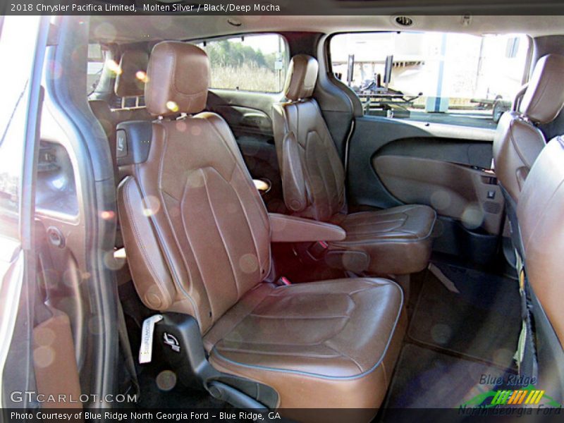 Molten Silver / Black/Deep Mocha 2018 Chrysler Pacifica Limited