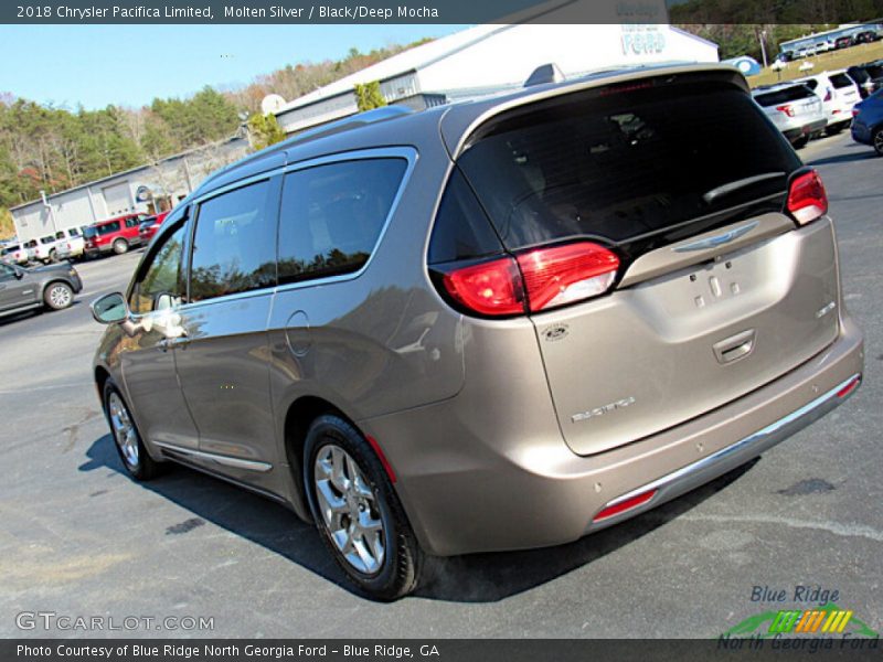 Molten Silver / Black/Deep Mocha 2018 Chrysler Pacifica Limited