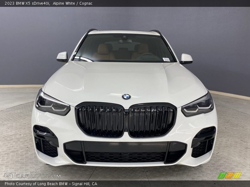 Alpine White / Cognac 2023 BMW X5 sDrive40i