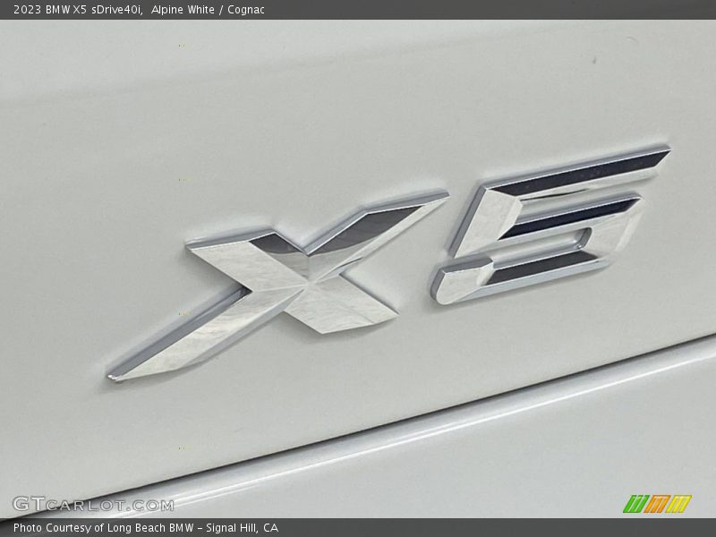 Alpine White / Cognac 2023 BMW X5 sDrive40i