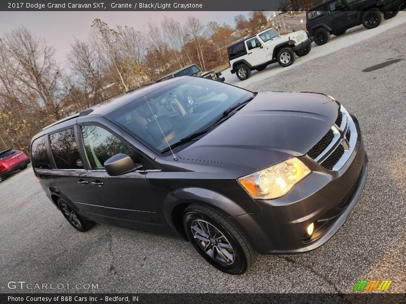 Granite / Black/Light Graystone 2017 Dodge Grand Caravan SXT