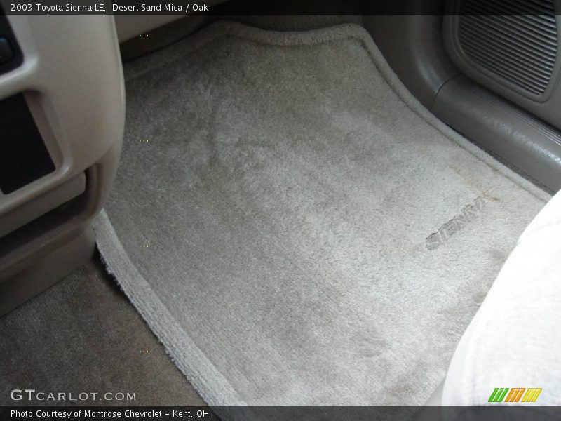 Desert Sand Mica / Oak 2003 Toyota Sienna LE