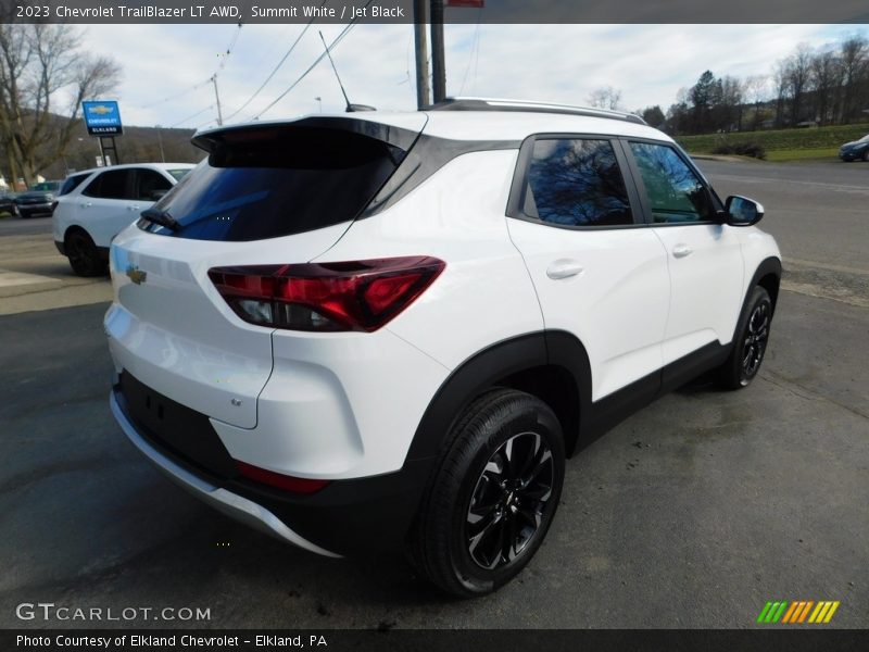Summit White / Jet Black 2023 Chevrolet TrailBlazer LT AWD