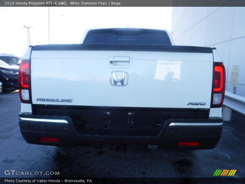 White Diamond Pearl / Beige 2019 Honda Ridgeline RTL-E AWD