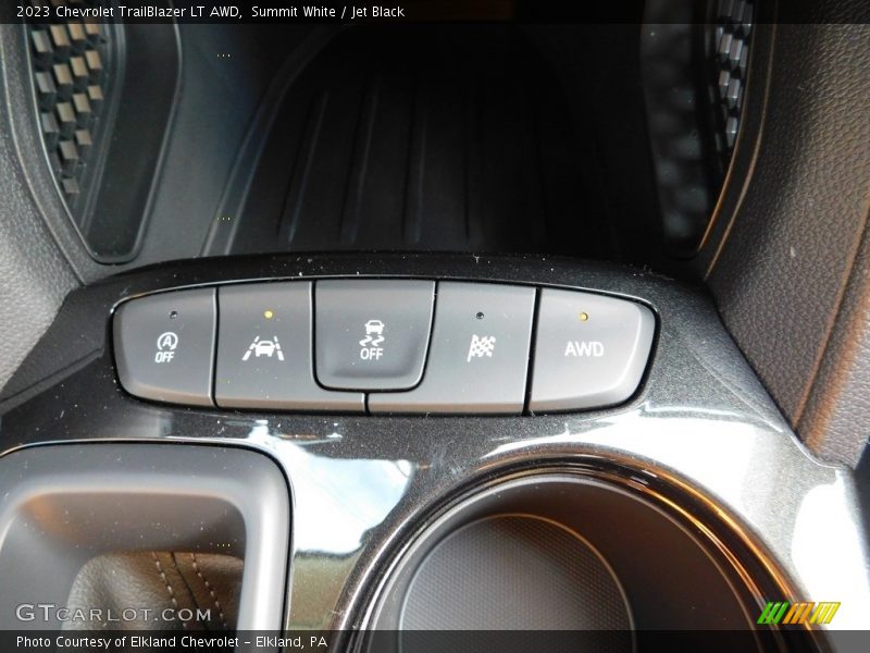 Summit White / Jet Black 2023 Chevrolet TrailBlazer LT AWD