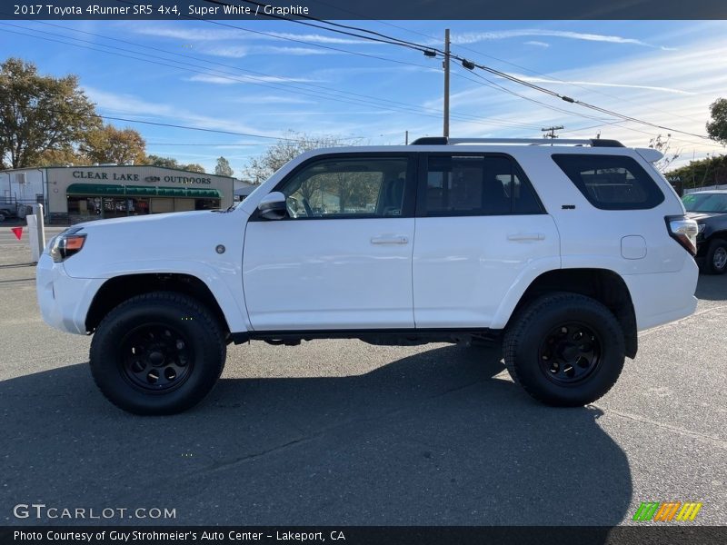 Super White / Graphite 2017 Toyota 4Runner SR5 4x4