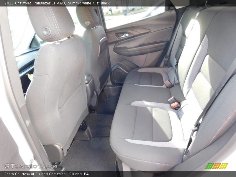 Summit White / Jet Black 2023 Chevrolet TrailBlazer LT AWD