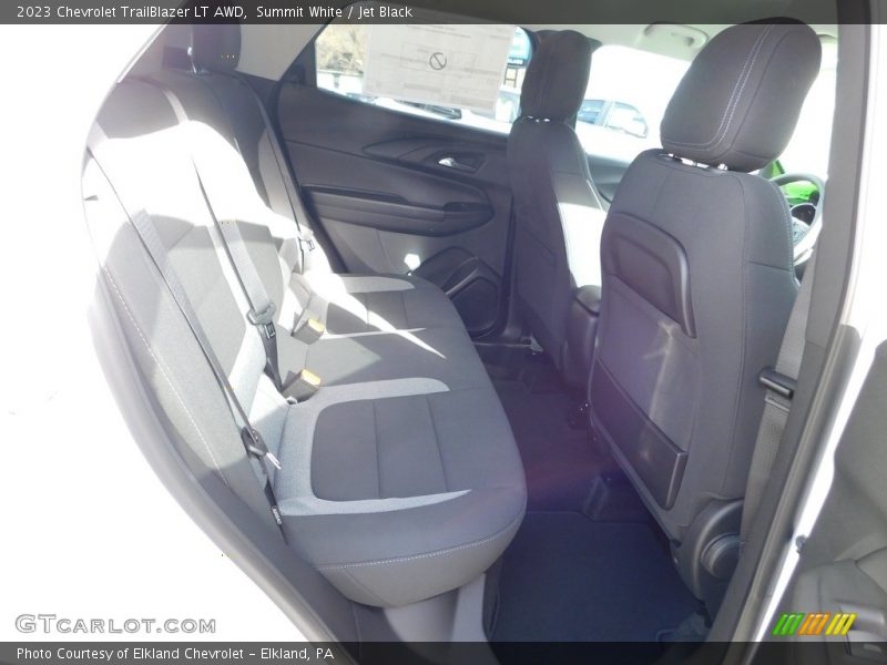Summit White / Jet Black 2023 Chevrolet TrailBlazer LT AWD