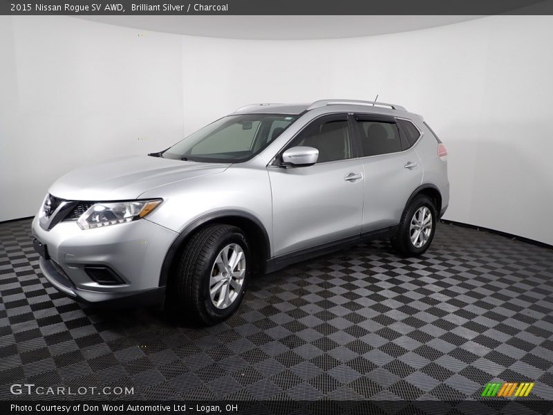 Brilliant Silver / Charcoal 2015 Nissan Rogue SV AWD