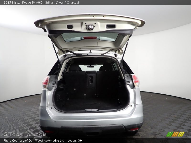 Brilliant Silver / Charcoal 2015 Nissan Rogue SV AWD