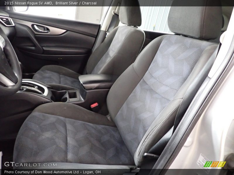 Brilliant Silver / Charcoal 2015 Nissan Rogue SV AWD