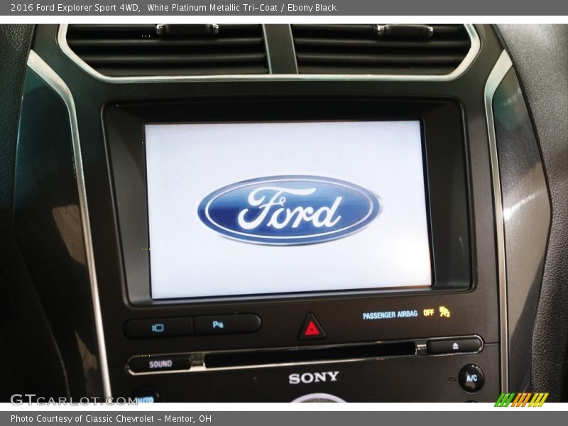 White Platinum Metallic Tri-Coat / Ebony Black 2016 Ford Explorer Sport 4WD