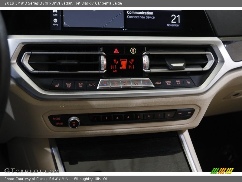 Controls of 2019 3 Series 330i xDrive Sedan