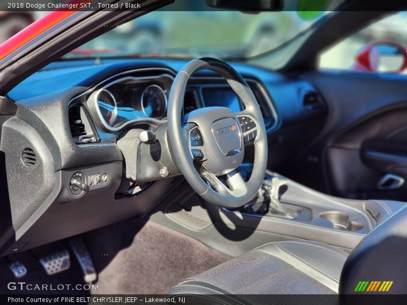 Torred / Black 2018 Dodge Challenger SXT
