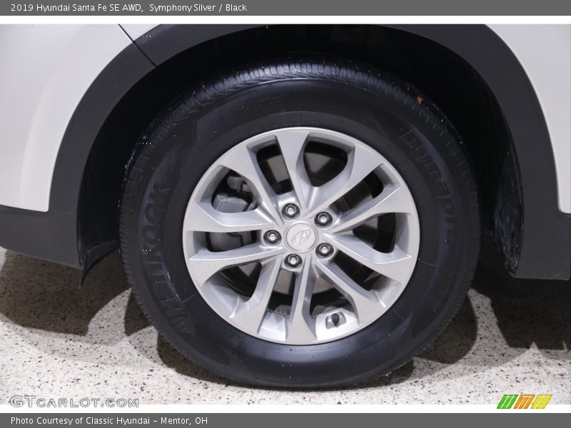 Symphony Silver / Black 2019 Hyundai Santa Fe SE AWD