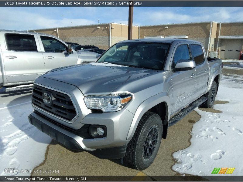Silver Sky Metallic / Cement Gray 2019 Toyota Tacoma SR5 Double Cab 4x4