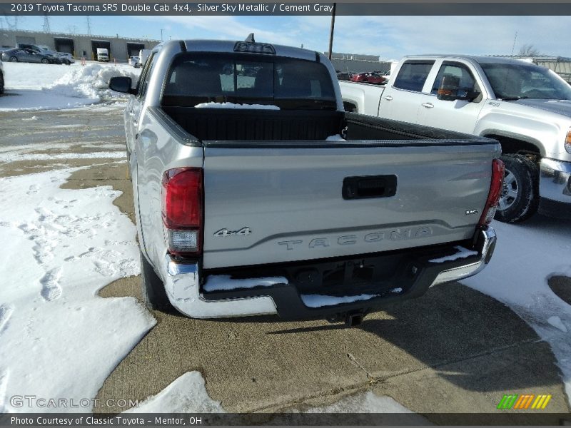 Silver Sky Metallic / Cement Gray 2019 Toyota Tacoma SR5 Double Cab 4x4