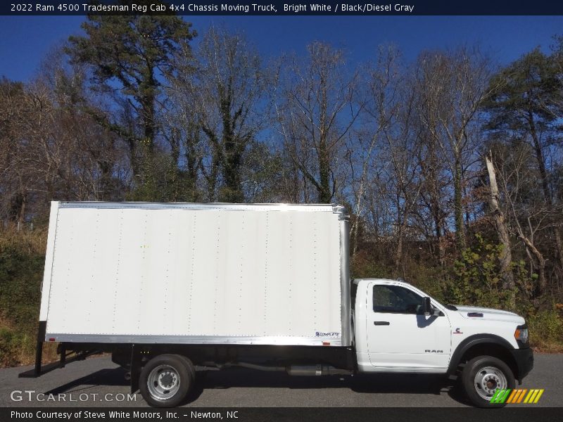 Bright White / Black/Diesel Gray 2022 Ram 4500 Tradesman Reg Cab 4x4 Chassis Moving Truck