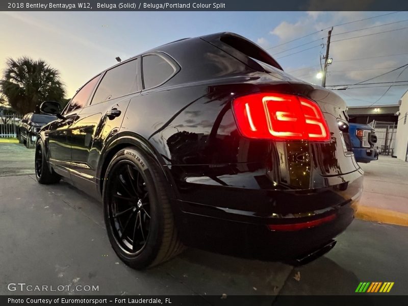 Beluga (Solid) / Beluga/Portland Colour Split 2018 Bentley Bentayga W12