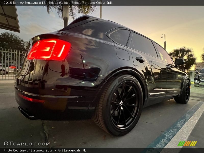 Beluga (Solid) / Beluga/Portland Colour Split 2018 Bentley Bentayga W12