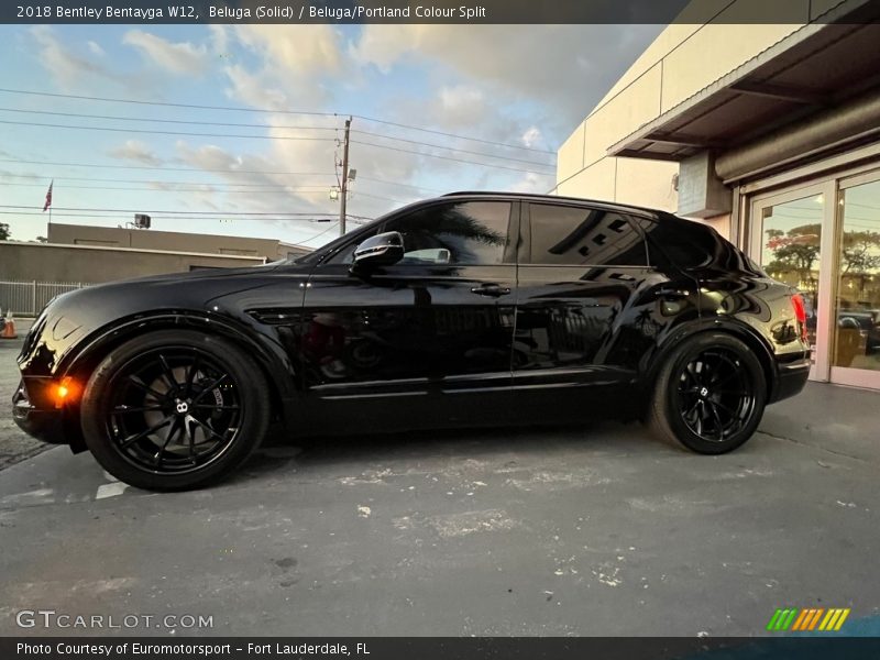 Beluga (Solid) / Beluga/Portland Colour Split 2018 Bentley Bentayga W12