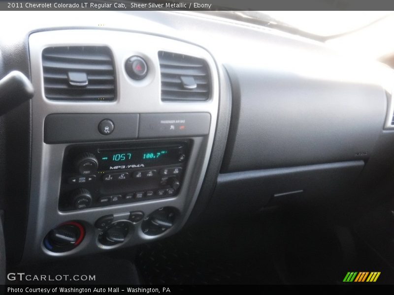 Sheer Silver Metallic / Ebony 2011 Chevrolet Colorado LT Regular Cab