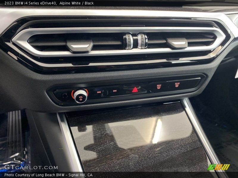 Alpine White / Black 2023 BMW i4 Series eDrive40