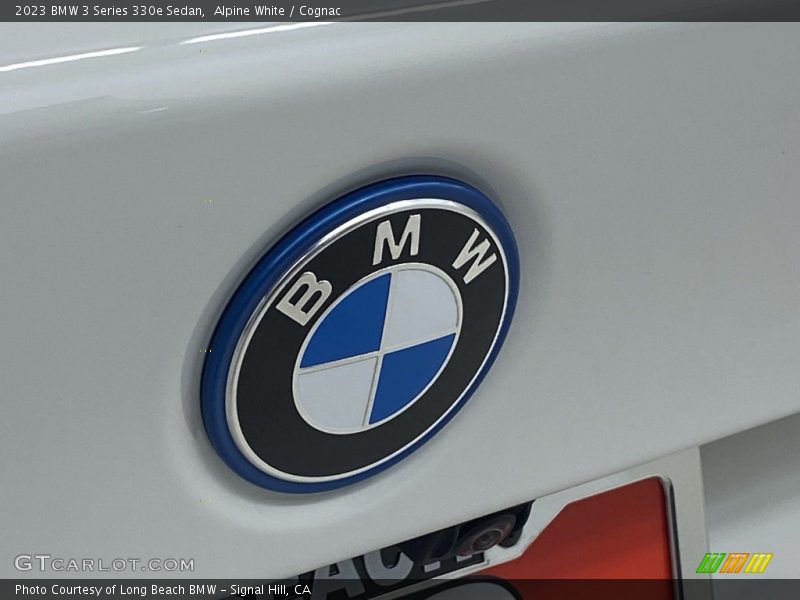 Alpine White / Cognac 2023 BMW 3 Series 330e Sedan