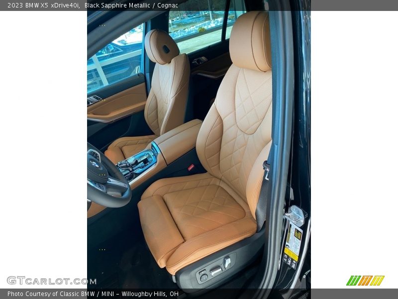 Black Sapphire Metallic / Cognac 2023 BMW X5 xDrive40i