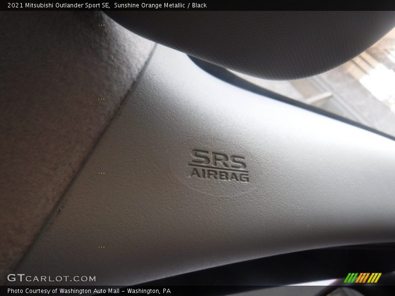 Sunshine Orange Metallic / Black 2021 Mitsubishi Outlander Sport SE