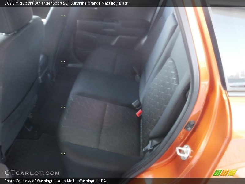 Sunshine Orange Metallic / Black 2021 Mitsubishi Outlander Sport SE