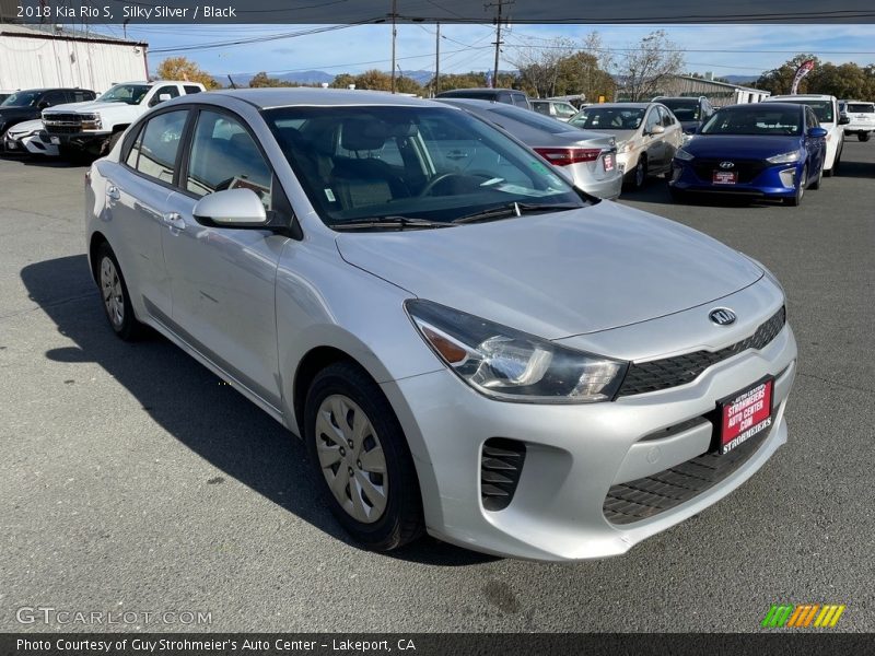 Silky Silver / Black 2018 Kia Rio S