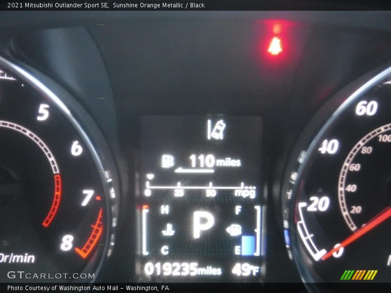 Sunshine Orange Metallic / Black 2021 Mitsubishi Outlander Sport SE