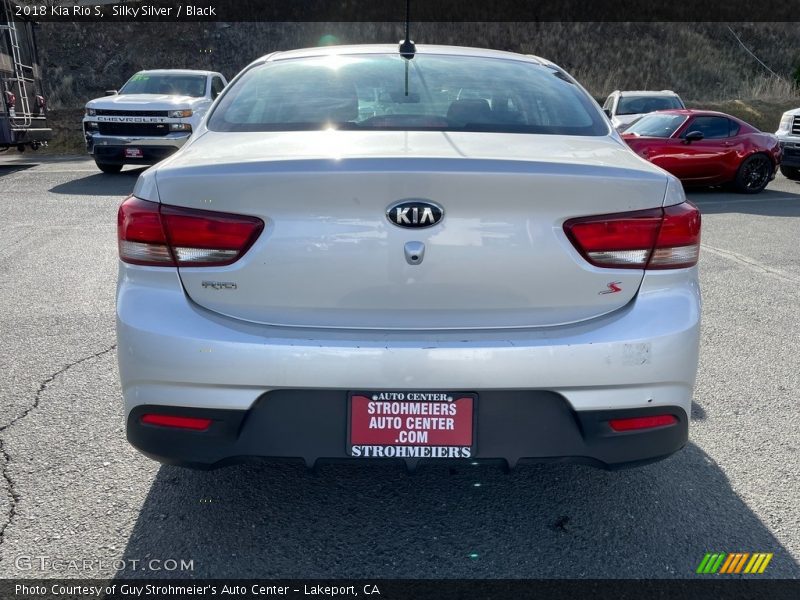 Silky Silver / Black 2018 Kia Rio S