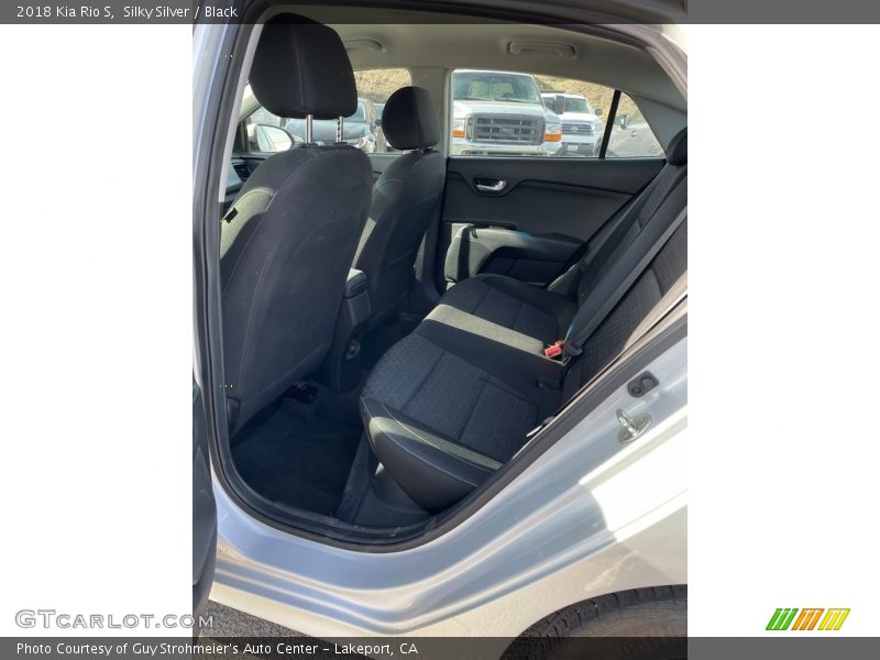 Silky Silver / Black 2018 Kia Rio S