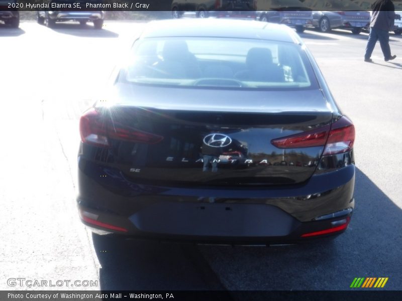 Phantom Black / Gray 2020 Hyundai Elantra SE