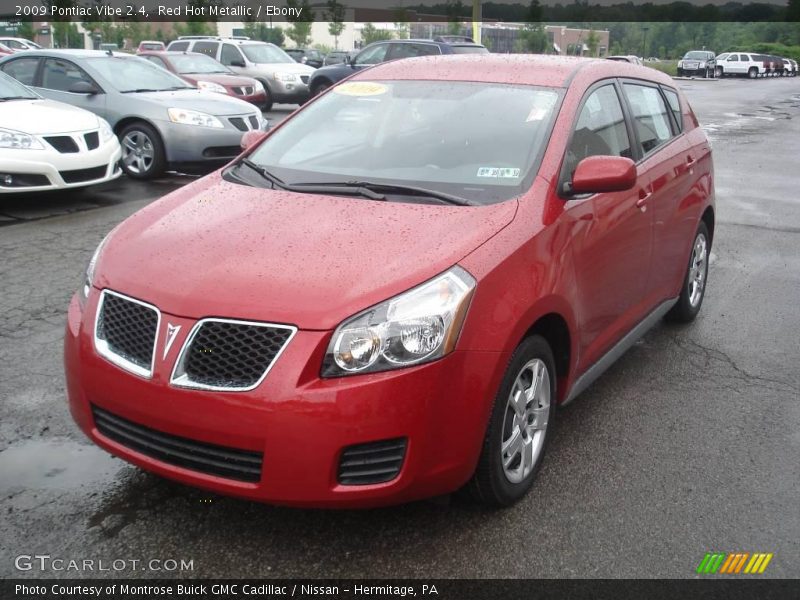 Red Hot Metallic / Ebony 2009 Pontiac Vibe 2.4