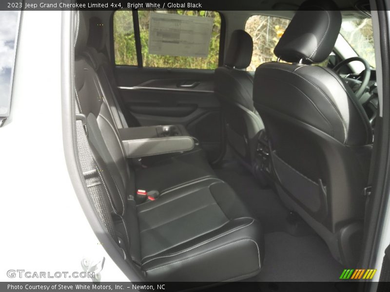 Bright White / Global Black 2023 Jeep Grand Cherokee Limited 4x4