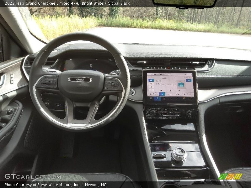 Bright White / Global Black 2023 Jeep Grand Cherokee Limited 4x4