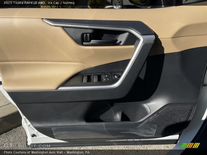 Ice Cap / Nutmeg 2023 Toyota RAV4 LE AWD